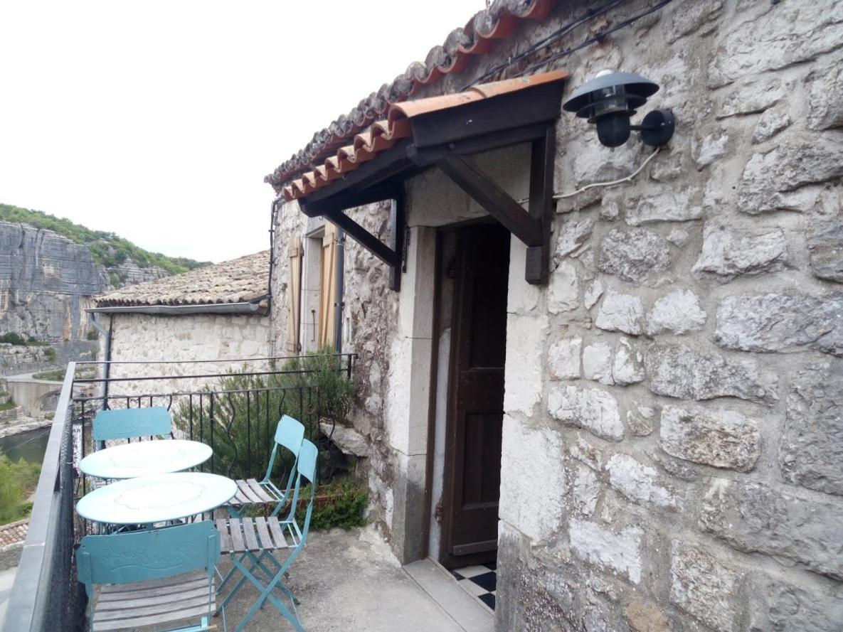 Maison Pierre Et Voute Au Coeur Du Village Balazuc Zewnętrze zdjęcie