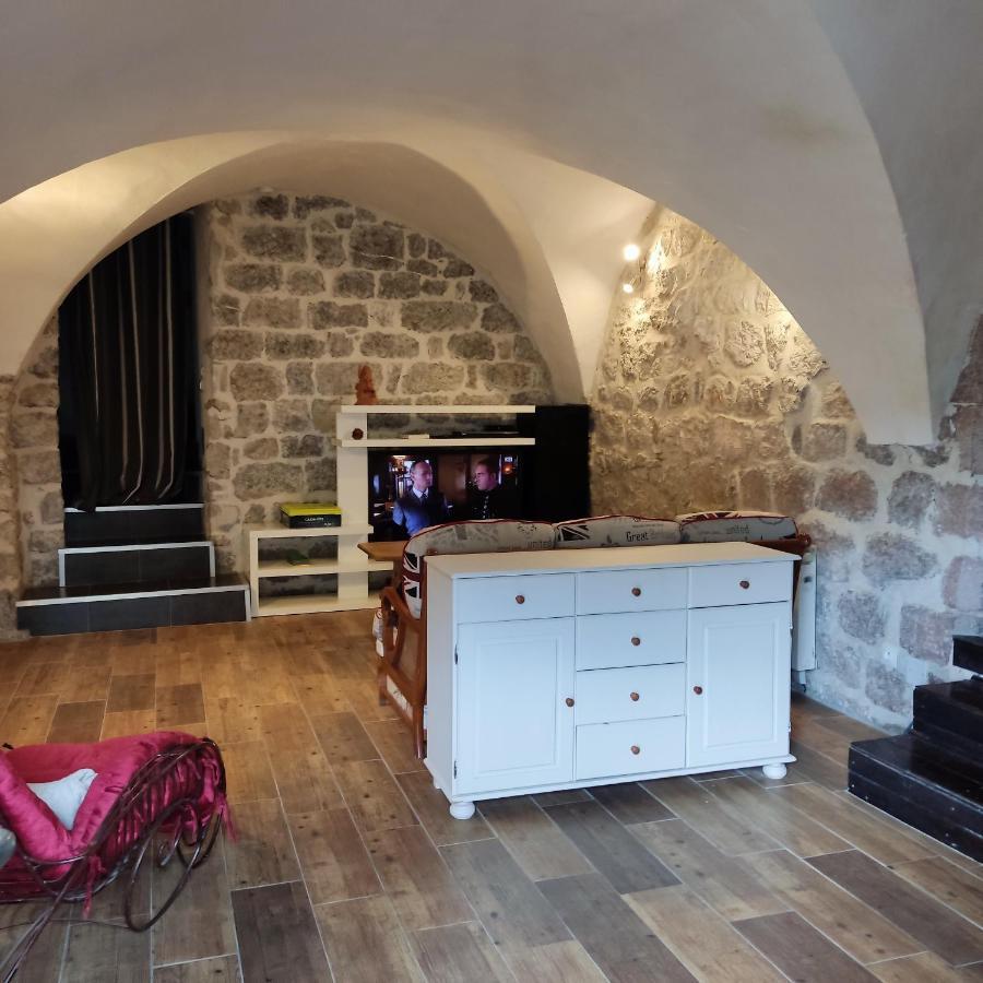 Maison Pierre Et Voute Au Coeur Du Village Balazuc Zewnętrze zdjęcie