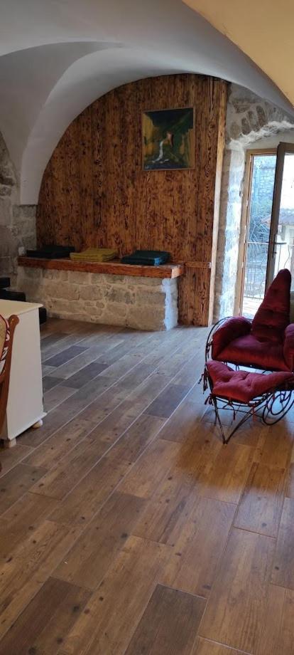 Maison Pierre Et Voute Au Coeur Du Village Balazuc Zewnętrze zdjęcie